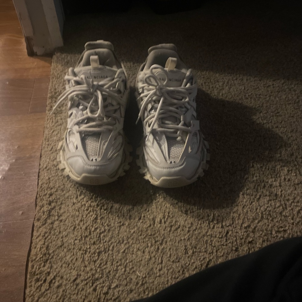White Balencigas track runners size 41 like new